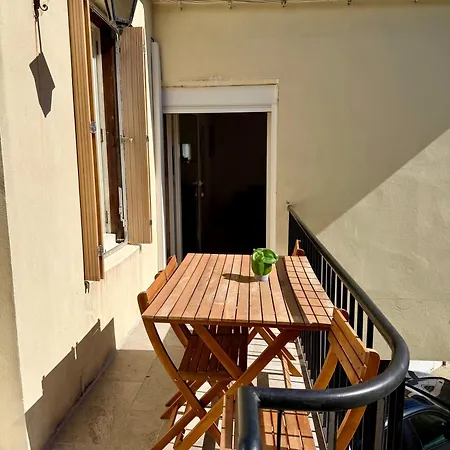 Du Mas - Rose Marie Apartament *